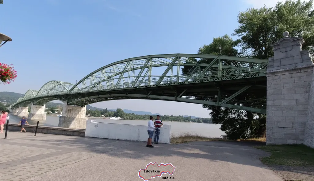 A párkányi Mária Valéria híd